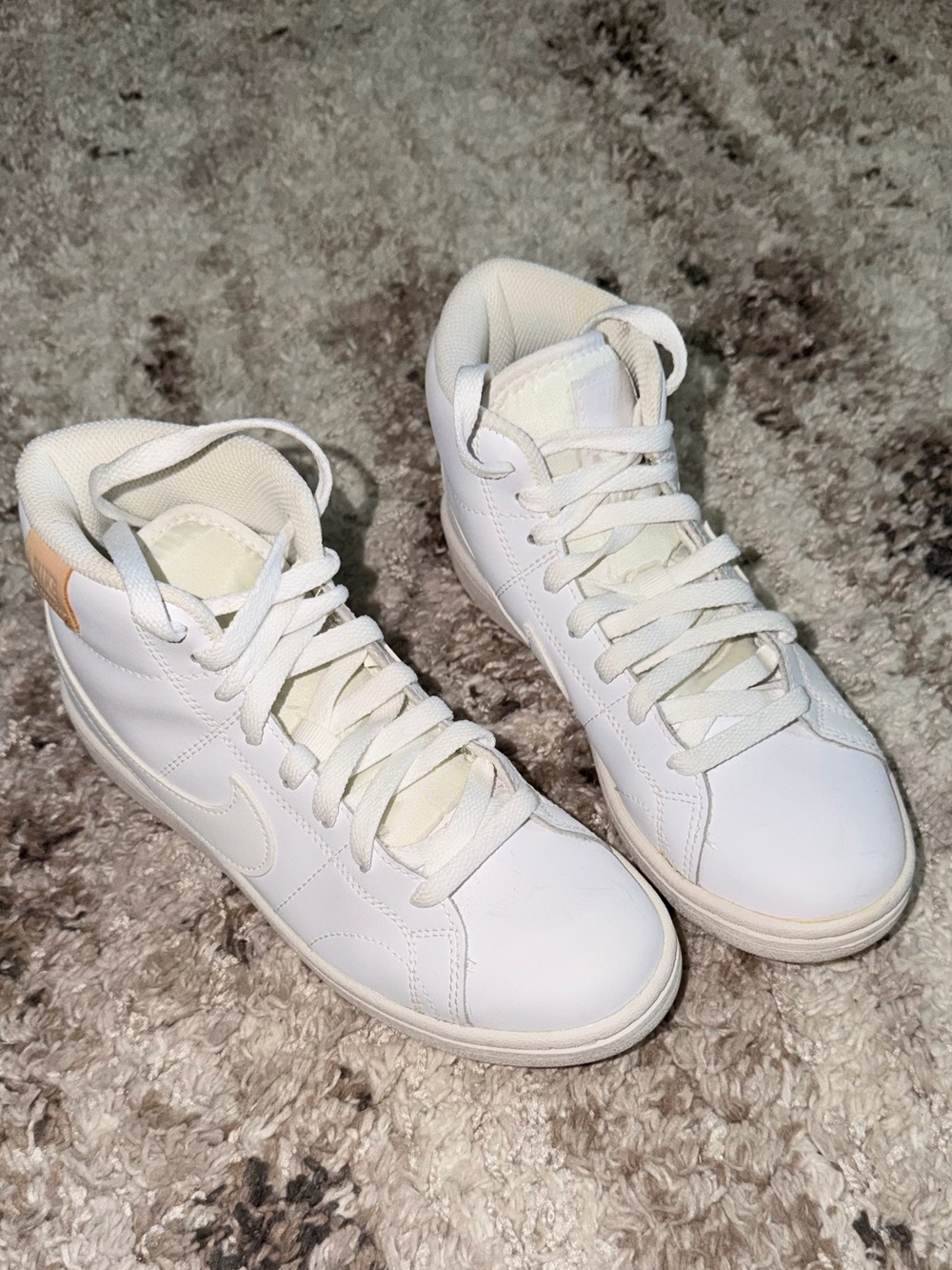 Nike White High Top Sneakers Women’s Size 6